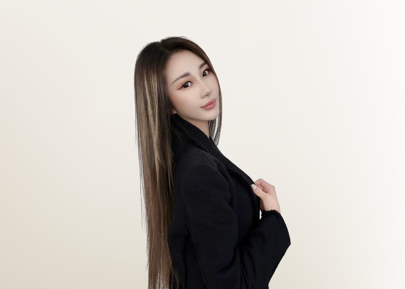 1400x1000px CPRE Julia Liu Agent Profile Page