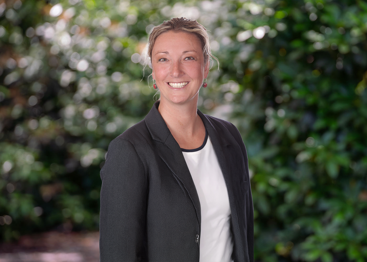 professionals_agent_kylie_young_2