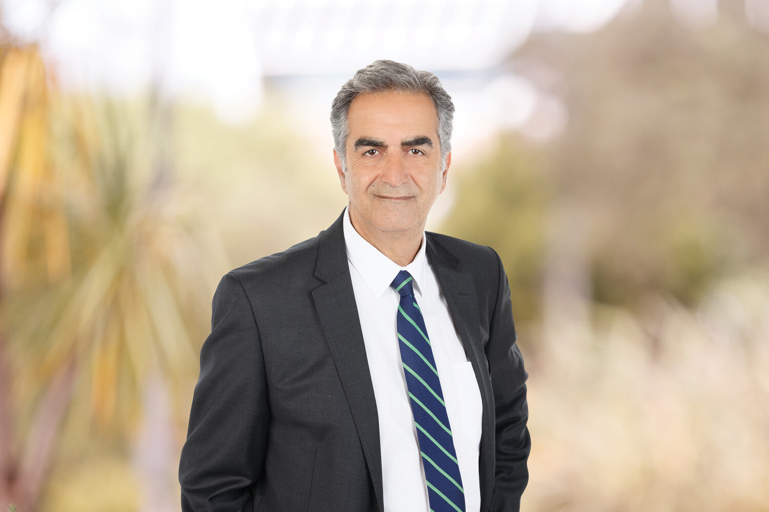Mohammad-BassiriCTA_UniqueRealty_Professionals_Agent_-1