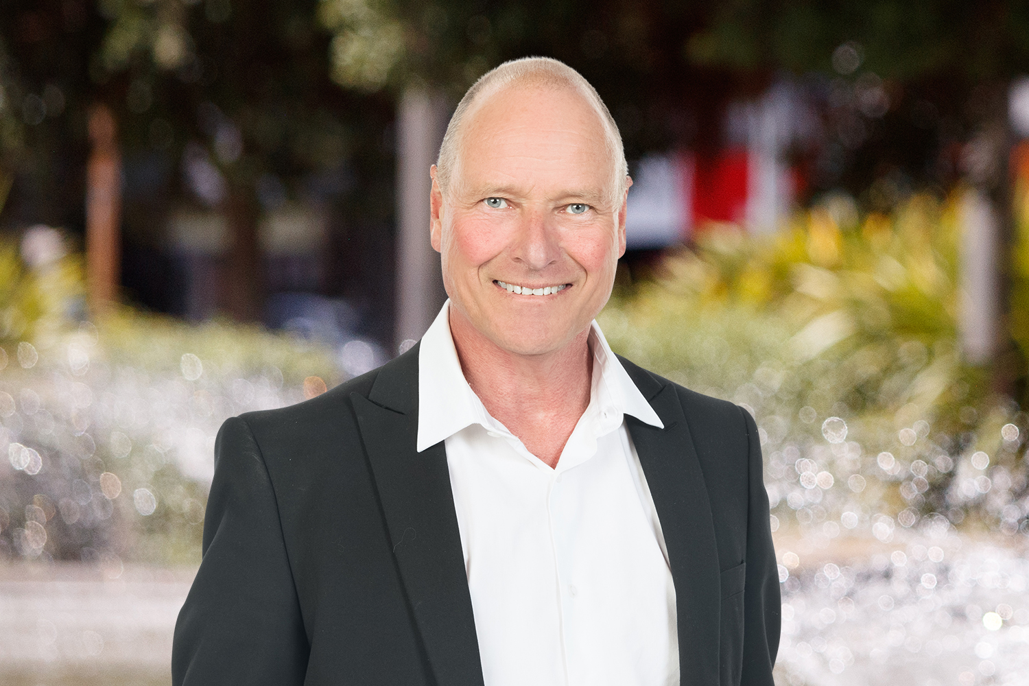 Uniquerealty_Professionals_Neville_Muldrock_Agent_CTA