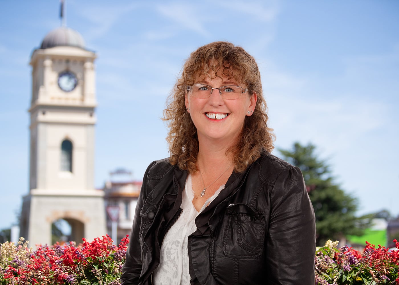 img_unq_agentbanner-catherinecawsey_01