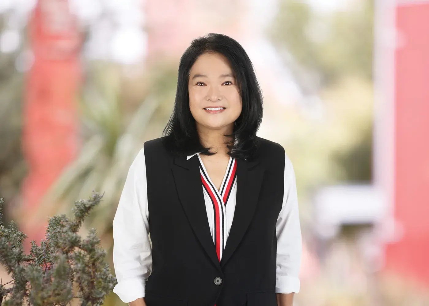 img_unq_agentbanner-paulinecher_01